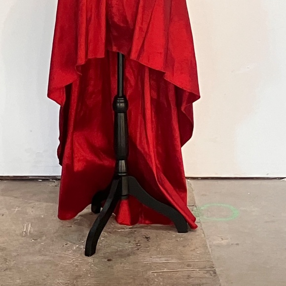 Burgundy spaghetti strap high low dress - Picture 8 of 10